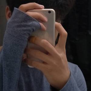 久久久久亚洲AV成人网人人软件
