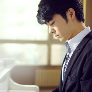 久久久久亚洲AV成人网人人软件
